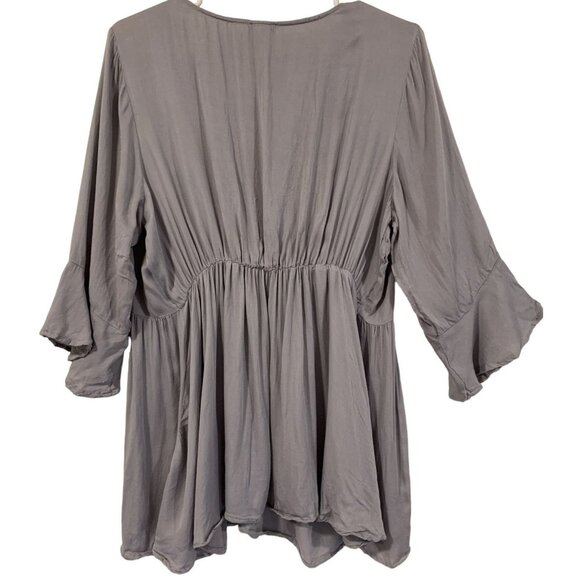 Torrid Tunic Top Womens Size 1 Gray Ruched Front Peplum Boho Flowy Rayon Blouse - Picture 6 of 10